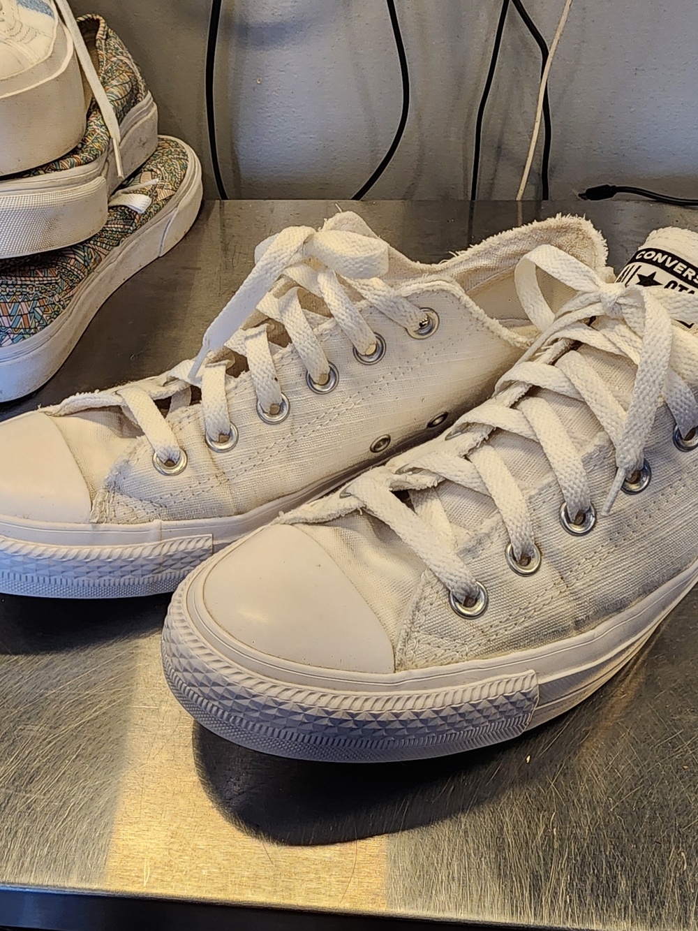 Converse 10